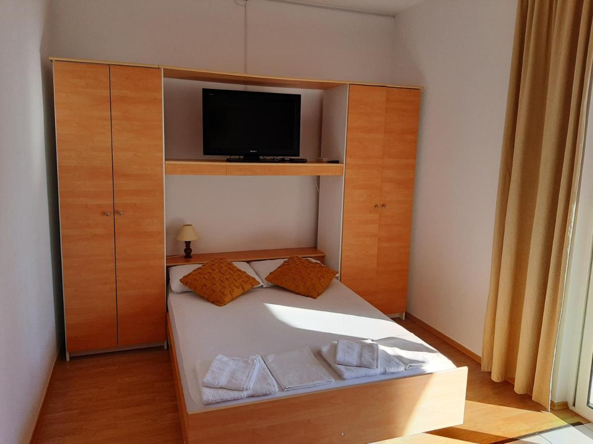 Apartments Ljulj Trogir Buitenkant foto