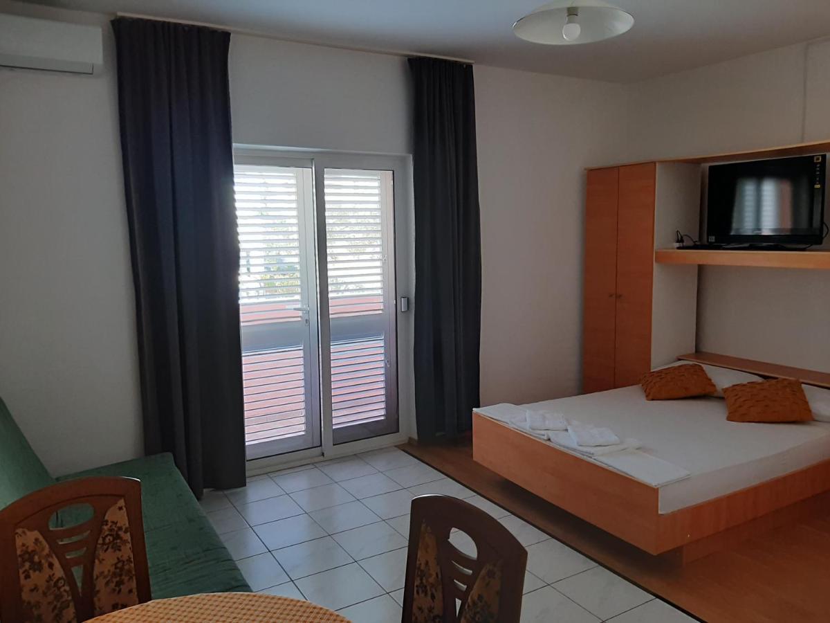Apartments Ljulj Trogir Buitenkant foto